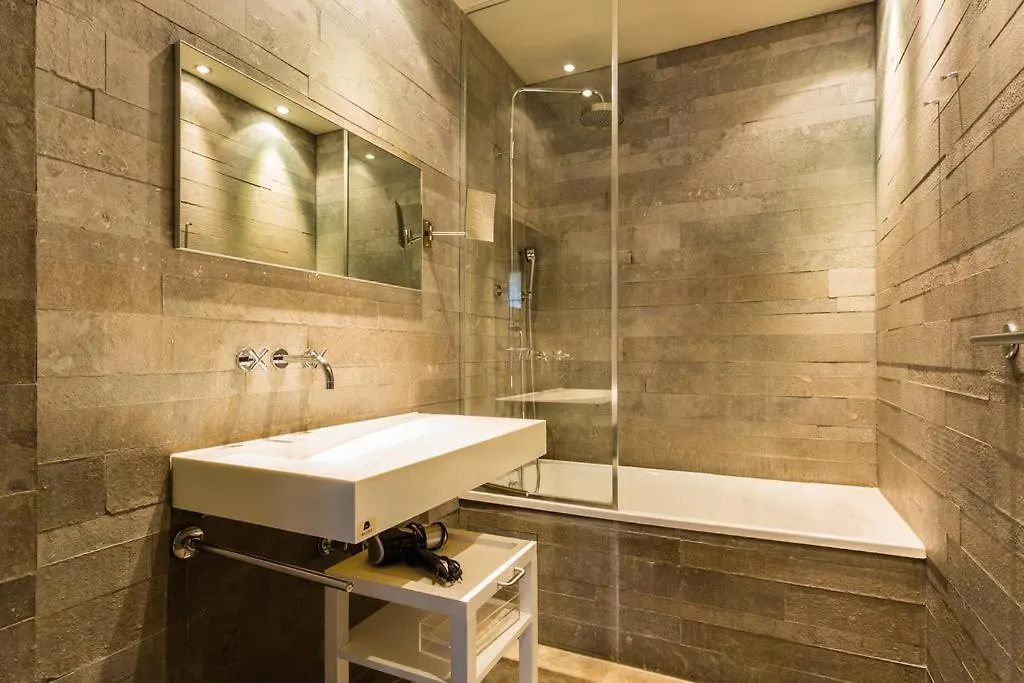 Appartement Authentic Studio - 2P - Passy - Tour Eiffel Parijs